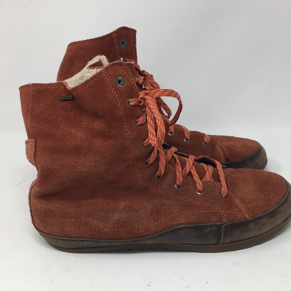 Patagonia Rusted Iron Waterproof Boots Size 9